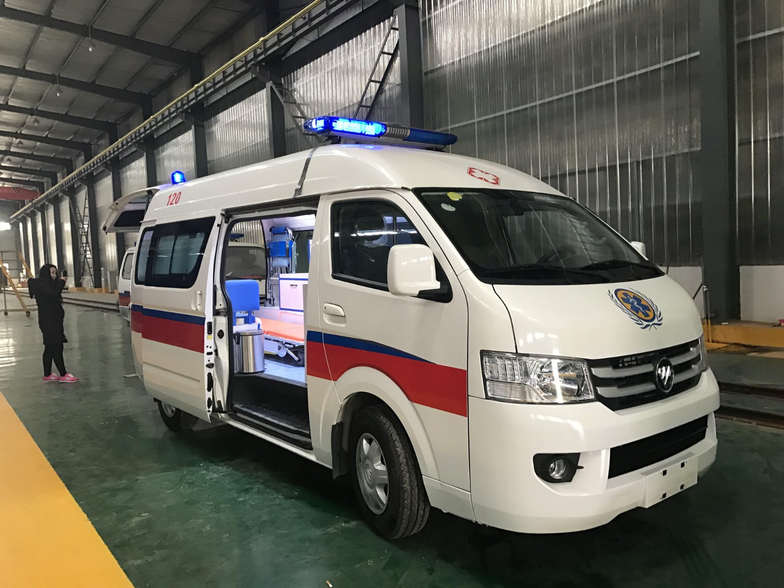 启东市救护车转院